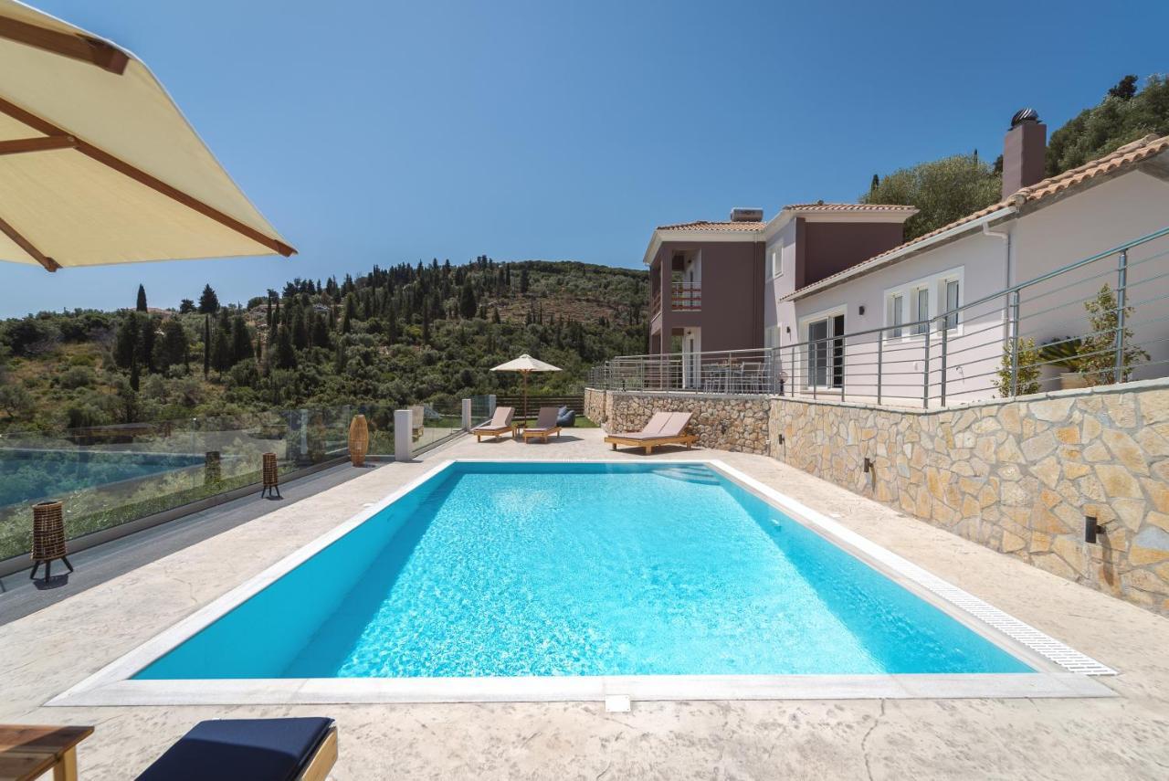 Koumaries Villas 利吉亚 外观 照片