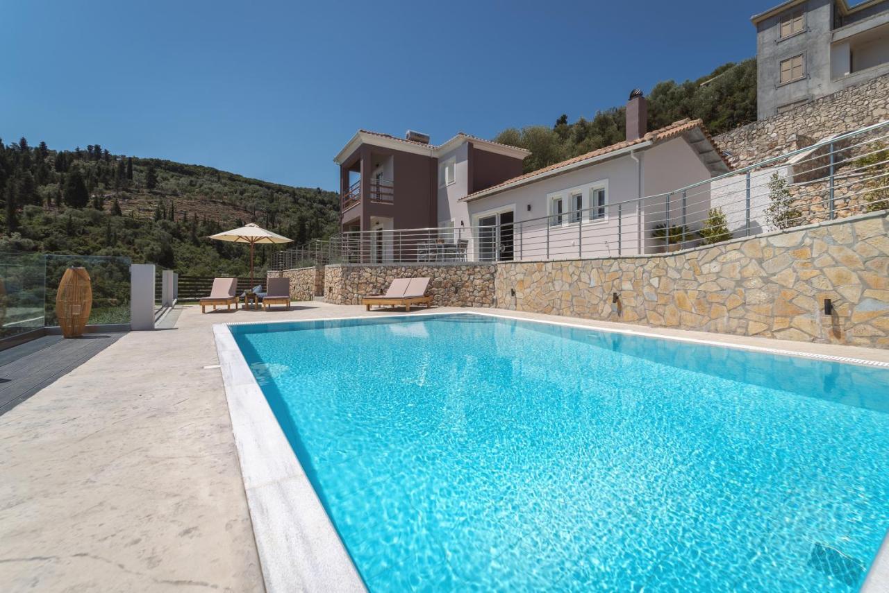 Koumaries Villas 利吉亚 外观 照片
